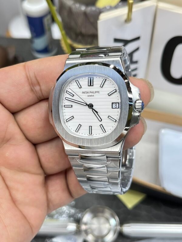 3K Integrated Machine Patek Philippe Sports Elegant Nautilus Replica Counterfeit 5711/1A 010 Watch - Image 2