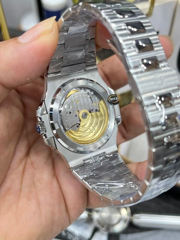 3K Integrated Machine Patek Philippe Sports Elegant Nautilus Replica Counterfeit 5711/1A 010 Watch - Image 3