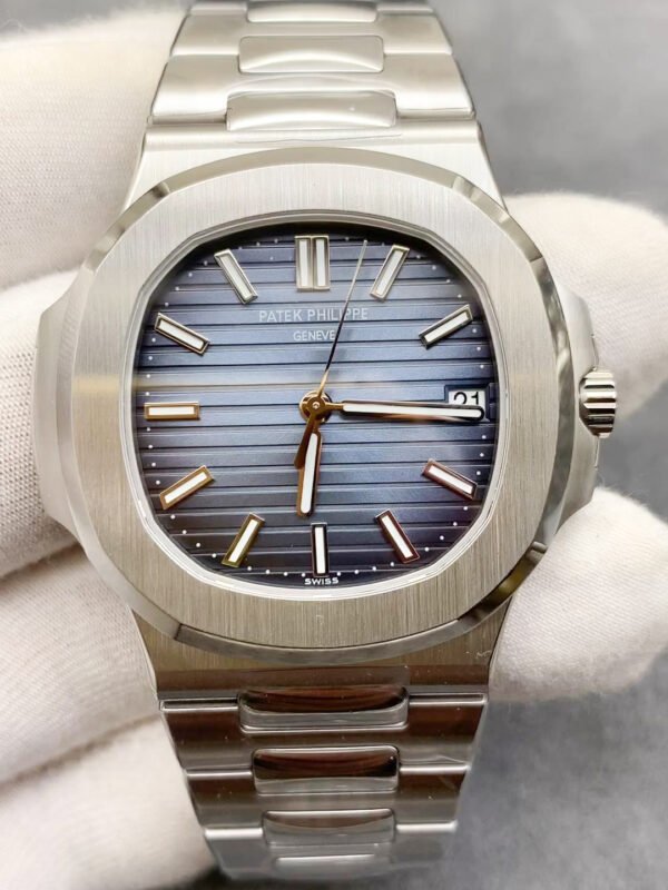 3K Factory - Patek Philippe Nautilus series 5811, Replica of original cal.26-330 movement, 904 steel case, 41 size, super replicated wristwatch - Delivery actual shooting
