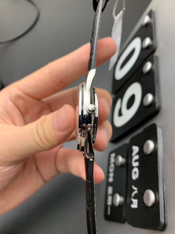 Jaeger-LeCoultre Master Series 136255J Watch One-to-One Super A Replicated High Imitation Watch [ZF's Thick Accumulation "Thin" Release, Annual Masterpiece, Master Series with Moon Phase] - Image 4