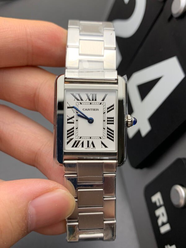 Cartier Tank Series, Ladies' Watch, Top-level Replicated Wristwatch (Delivery Actual Shooting)