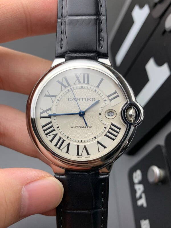 Cartier Ballon Bleu Series, Top-level Replicated Wristwatch (Delivery Actual Shooting)