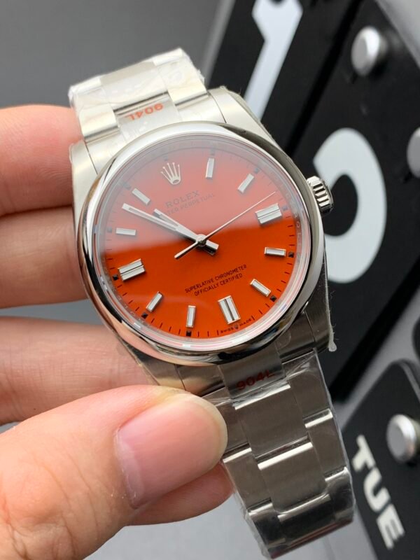 Rolex Oyster Perpetual Series Top-level High Imitation Replicated Watch (Delivery Actual Shooting) - Image 5