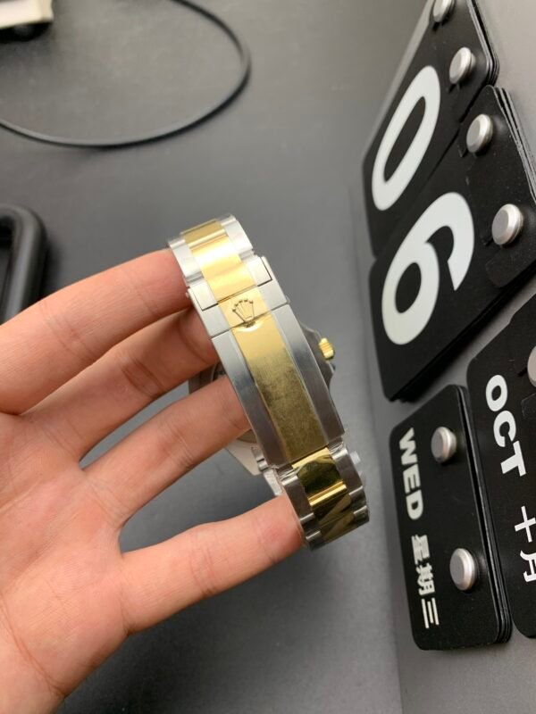 Rolex Submariner Model New Version Super Replicated High Imitation Wristwatch (Delivery Actual Shooting) - Image 2