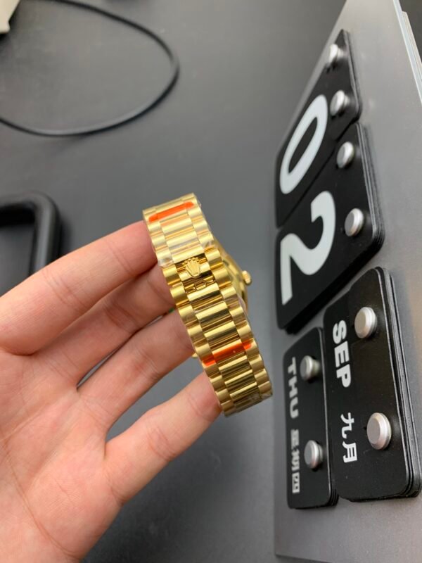 Rolex Datejust Series Day-Date 1:1 Replicated High Imitation Watch, Wristwatch - Image 4