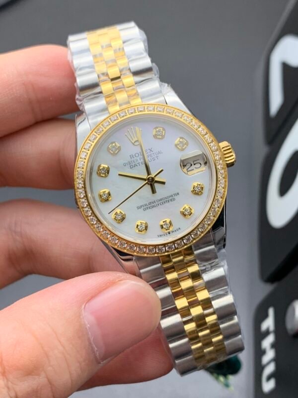 Rolex Datejust Series Day-Date, Ladies' Diamond-set, 1:1 Replicated High Imitation Watch, Wristwatch - Image 4