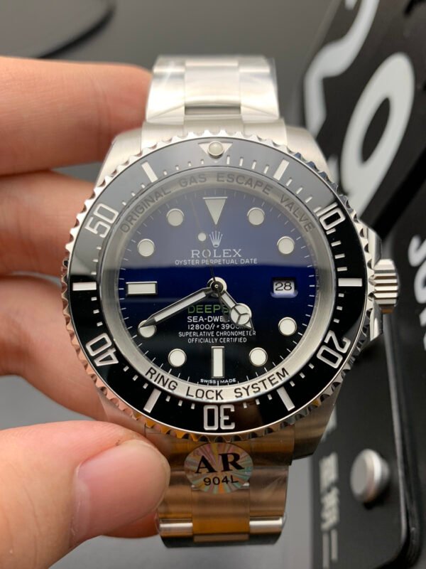 Rolex Submariner Model New Gradient Version Super Replicated High Imitation Wristwatch (Actual Shooting)