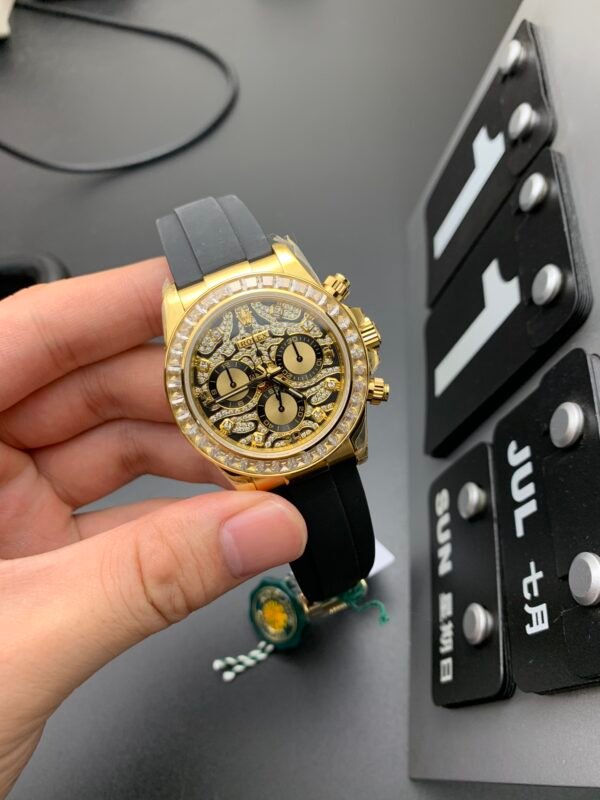 Rolex Cosmograph Daytona Series Diamond-set, Top-level Replicated Wristwatch (Actual Shooting) - Image 5