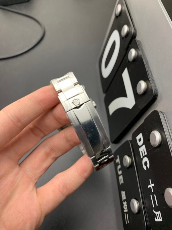 Rolex Submariner Model Diamond-set New Version, Super Replicated High Imitation Wristwatch (Actual Shooting) - Image 6