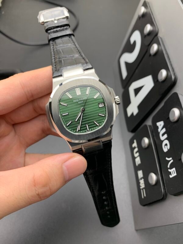 Patek Philippe Sport Elegance Series Nautilus, Diamond-set, Top-level Replicated Wristwatch (Actual Shooting) - Image 4