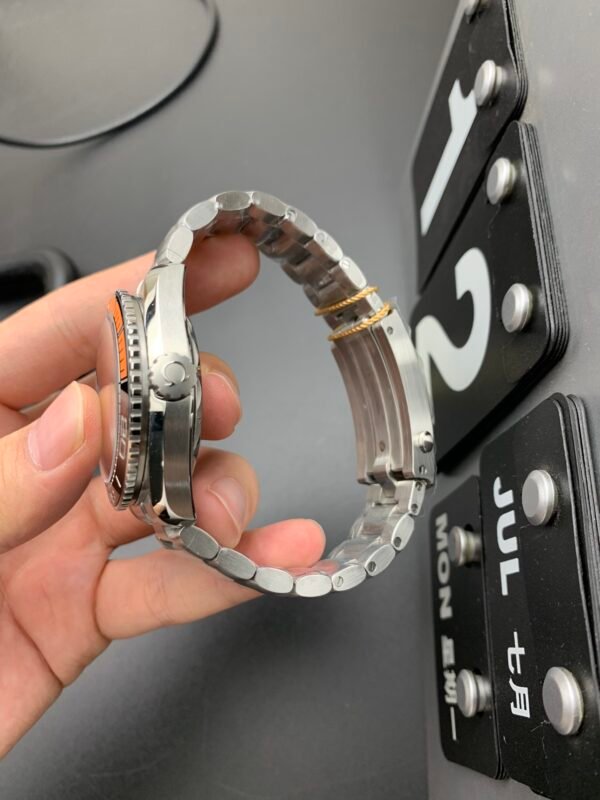 Omega Seamaster Series, Top-level 1:1 Replicated Clone Wristwatch (Video Review and Actual Shooting) - Image 4