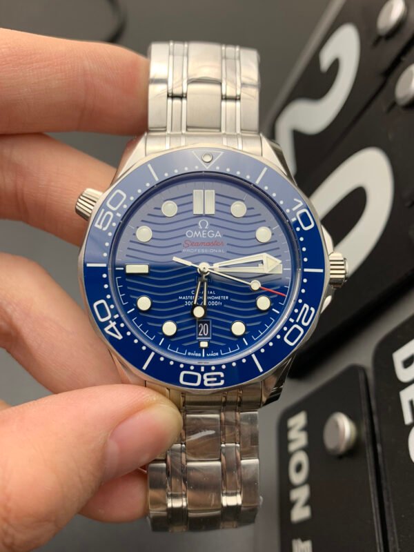 Omega Seamaster Series, Top-level 1:1 Replicated Clone Wristwatch (Video Review and Actual Shooting)