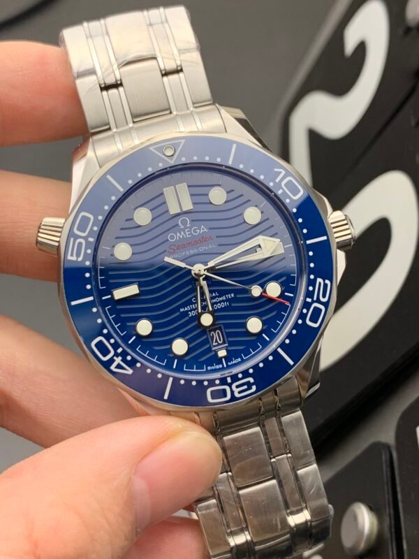 Omega Seamaster Series, Top-level 1:1 Replicated Clone Wristwatch (Video Review and Actual Shooting) - Image 2