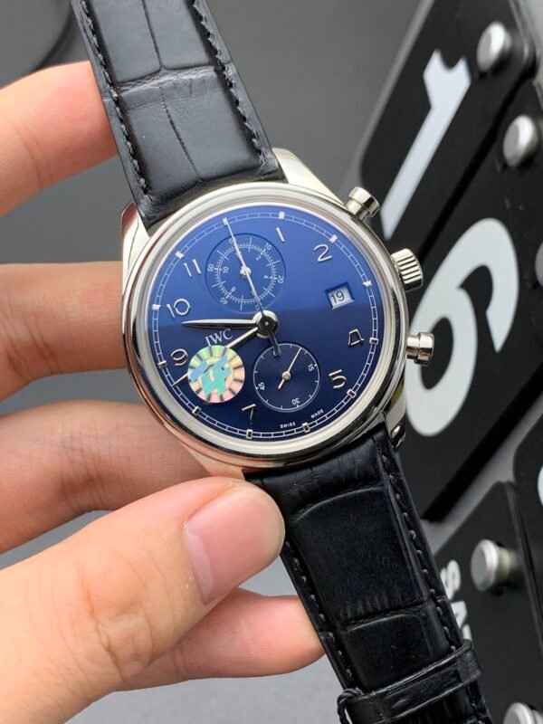 IWC Chronograph, Top-level 1:1 Replicated Clone Wristwatch (Video Review and Actual Shooting) - Image 4