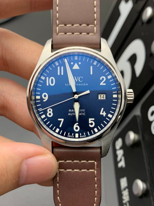 IWC Mark 18 belongs to the Pilot's Series, Top-level 1:1 Replicated Clone Wristwatch (Video Review and Actual Shooting)