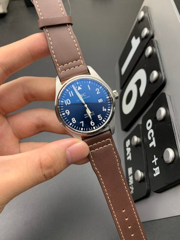 IWC Mark 18 belongs to the Pilot's Series, Top-level 1:1 Replicated Clone Wristwatch (Video Review and Actual Shooting) - Image 4
