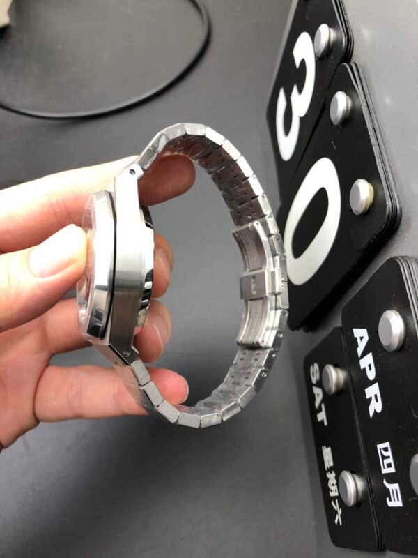 Audemars Piguet Royal Oak Concept Series, Top-level 1:1 Replicated Clone Wristwatch (Video Review and Actual Shooting) - Image 4