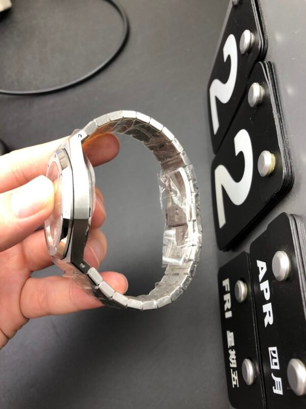 Audemars Piguet Royal Oak Concept Series, Top-level 1:1 Replicated Clone Wristwatch (Video Review and Actual Shooting) - Image 5
