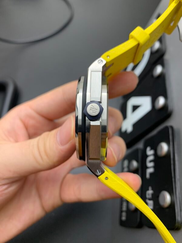 Audemars Piguet Royal Oak Concept Series, Top-level 1:1 Replicated Clone Wristwatch (Video Review and Actual Shooting) - Image 5