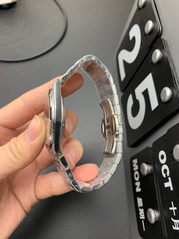 Vacheron Constantin Overseas Series, High Imitation Top-level 1:1 Replicated Clone Wristwatch (Video Review and Actual Shooting) - Image 6