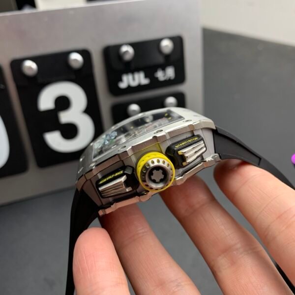 Richard Mille Titanium Alloy, High Imitation Top-level 1:1 Replicated Clone Wristwatch (Video Review and Actual Shooting) - Image 4