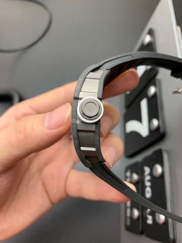 Richard Mille Carbon Fiber, High Imitation Top-level 1:1 Replicated Clone Wristwatch (Video Review and Actual Shooting) - Image 3