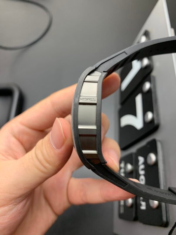 Richard Mille Carbon Fiber, High Imitation Top-level 1:1 Replicated Clone Wristwatch (Video Review and Actual Shooting) - Image 5